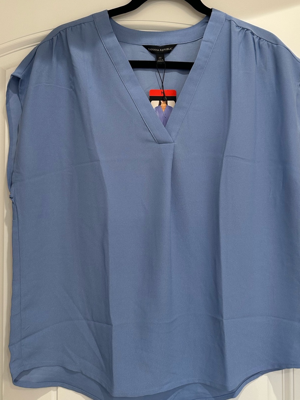 Banana Republic Purple V-Neck Blouse Size Medium- NWT
